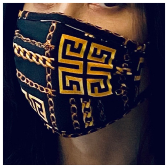 ✨LAST ONE✨DESIGNER PRINT FASHION FACE MASK - Picture 3 of 3